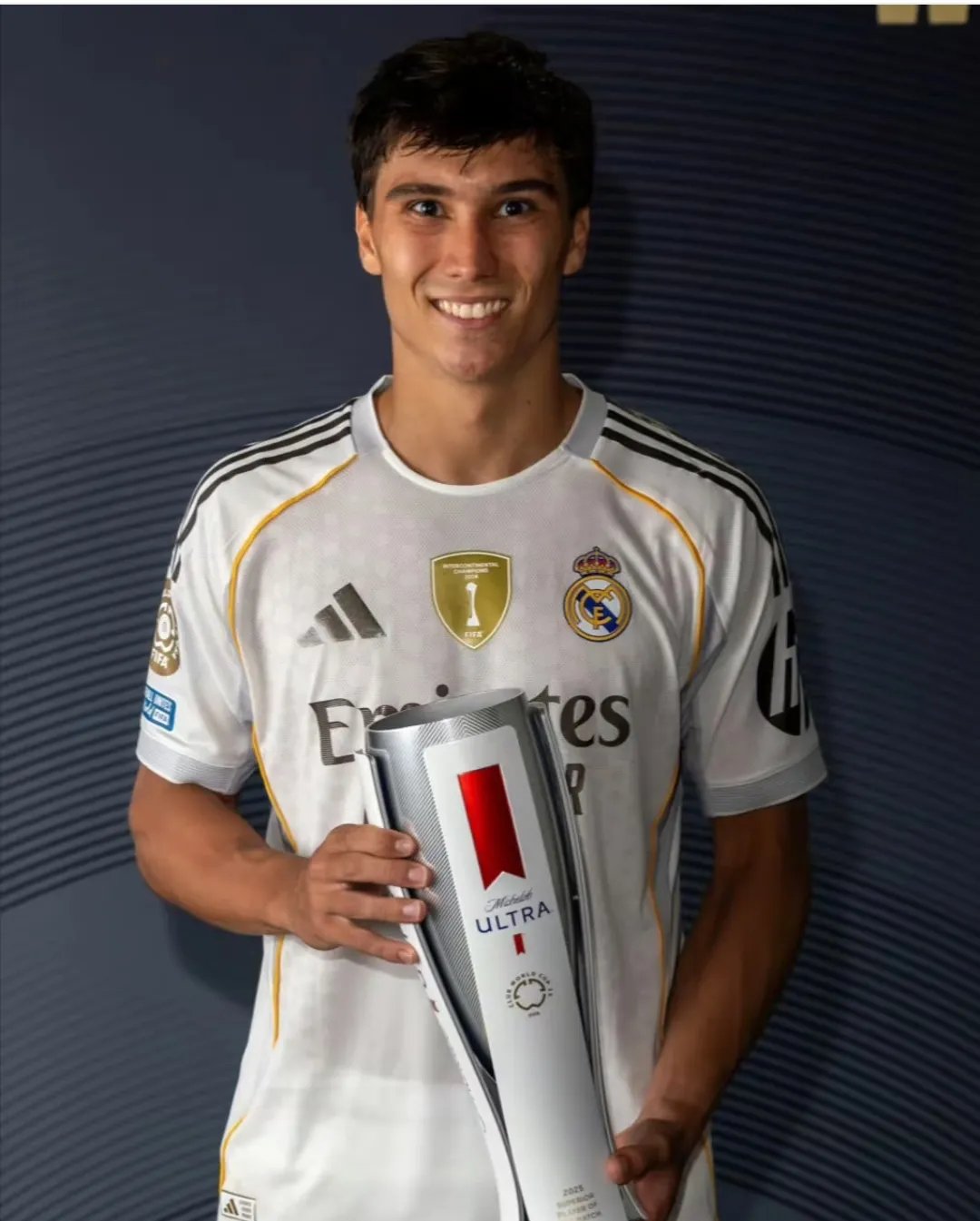 皇马轻取阿根廷,博格巴2一己之力扛起全队 皇马轻取阿根廷,博格巴2一己之力扛起全队