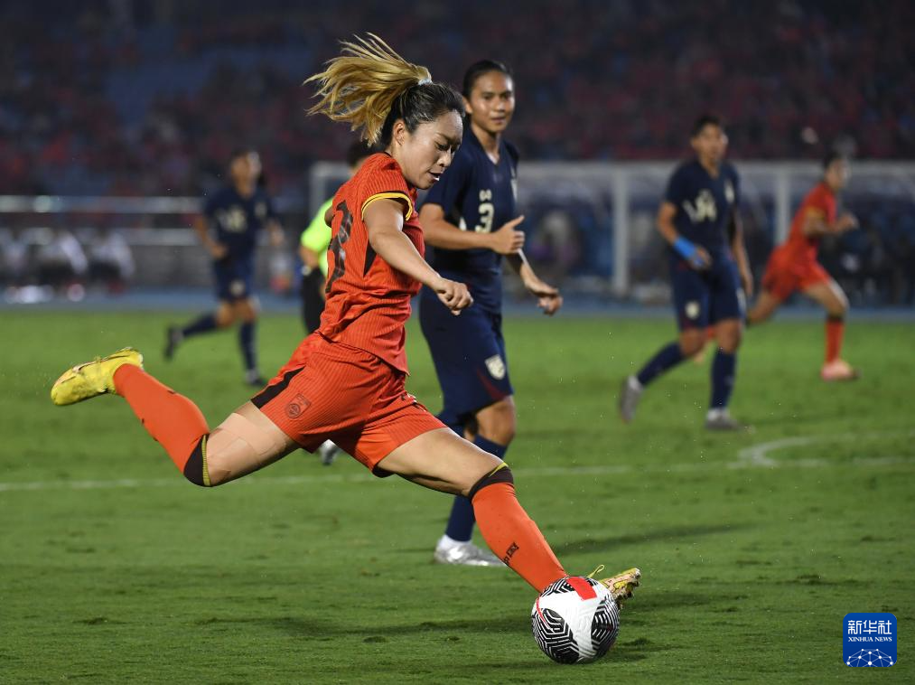 中国女足取得了令人瞩目的成绩 中国女足取得了令人瞩目的成绩