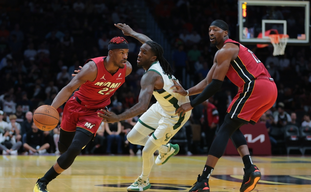 NBA球队集结热身赛,实力飙升备战新赛季 NBA球队集结热身赛,实力飙升备战新赛季