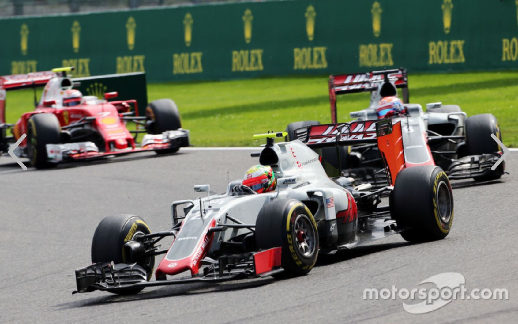 哈斯车队鏖战威廉姆斯，拉塞尔高光表现