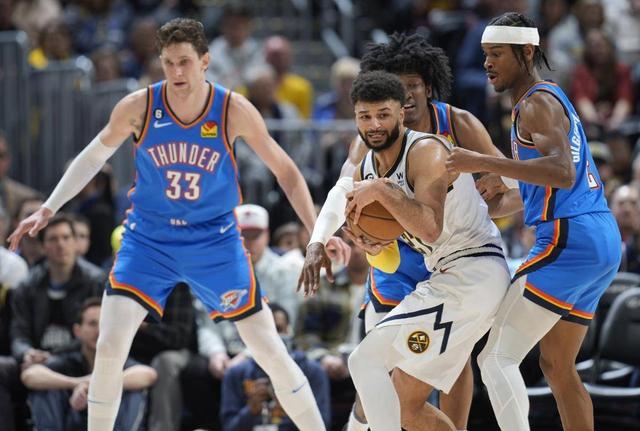 法国队鏖战英格兰队，马龙统治全场