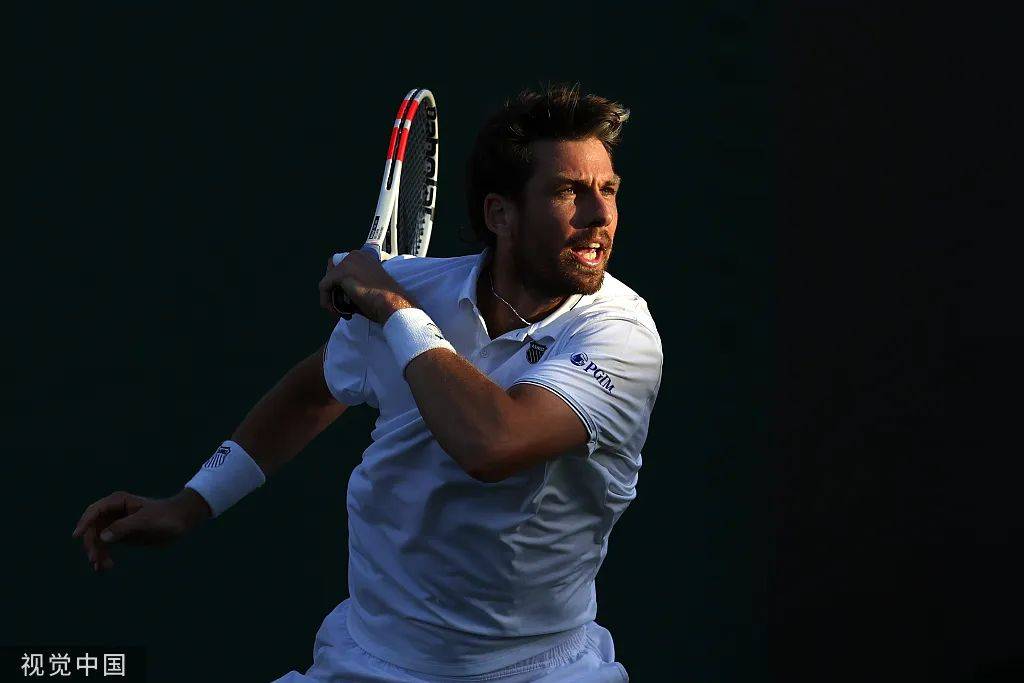 温网逆转年终总决赛，穆雷关键制胜