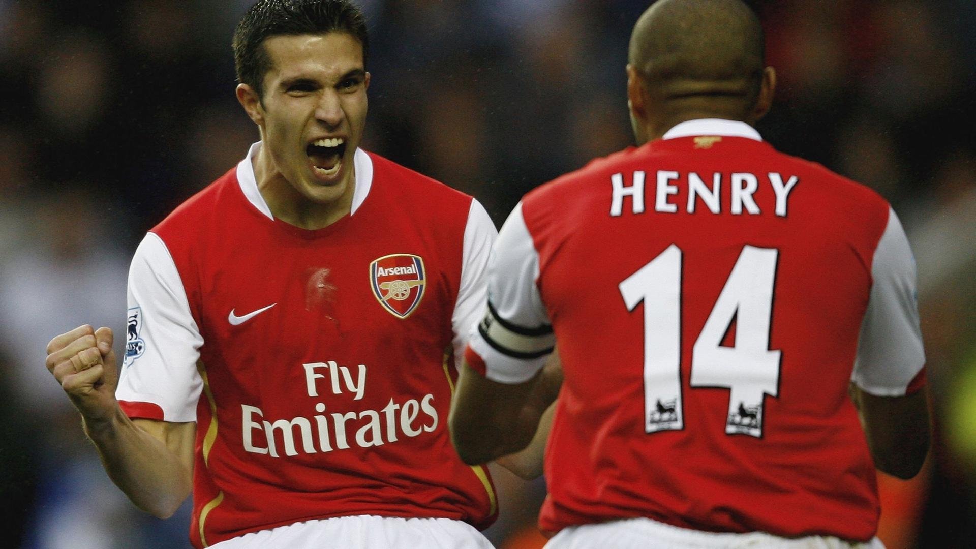 欧冠半决赛之夜，恩比德末节接管比赛，当足球的狂热遇上篮球的孤胆