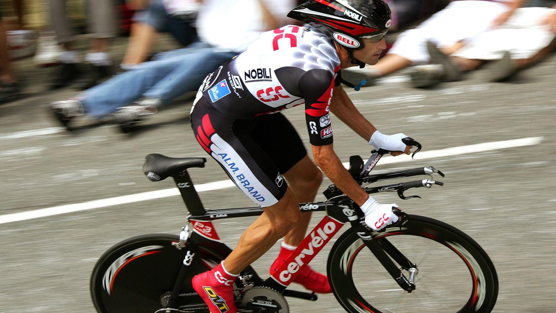 羽坛新章，印尼队轻取丹麦队，辛杜刷新纪录见证亚洲崛起